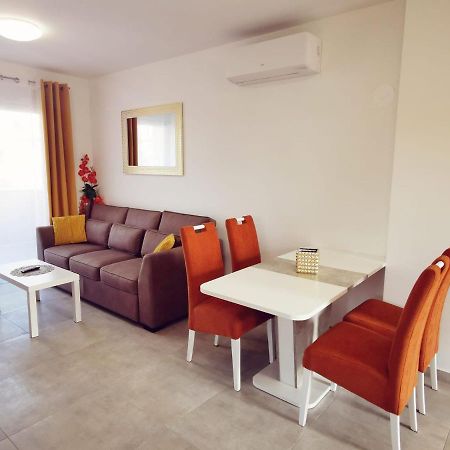 Apartmani Marco,Lukas,Patrick,David,Blizu Centra I Mora Sa Free Privatnim Parkingom Pula Eksteriør billede