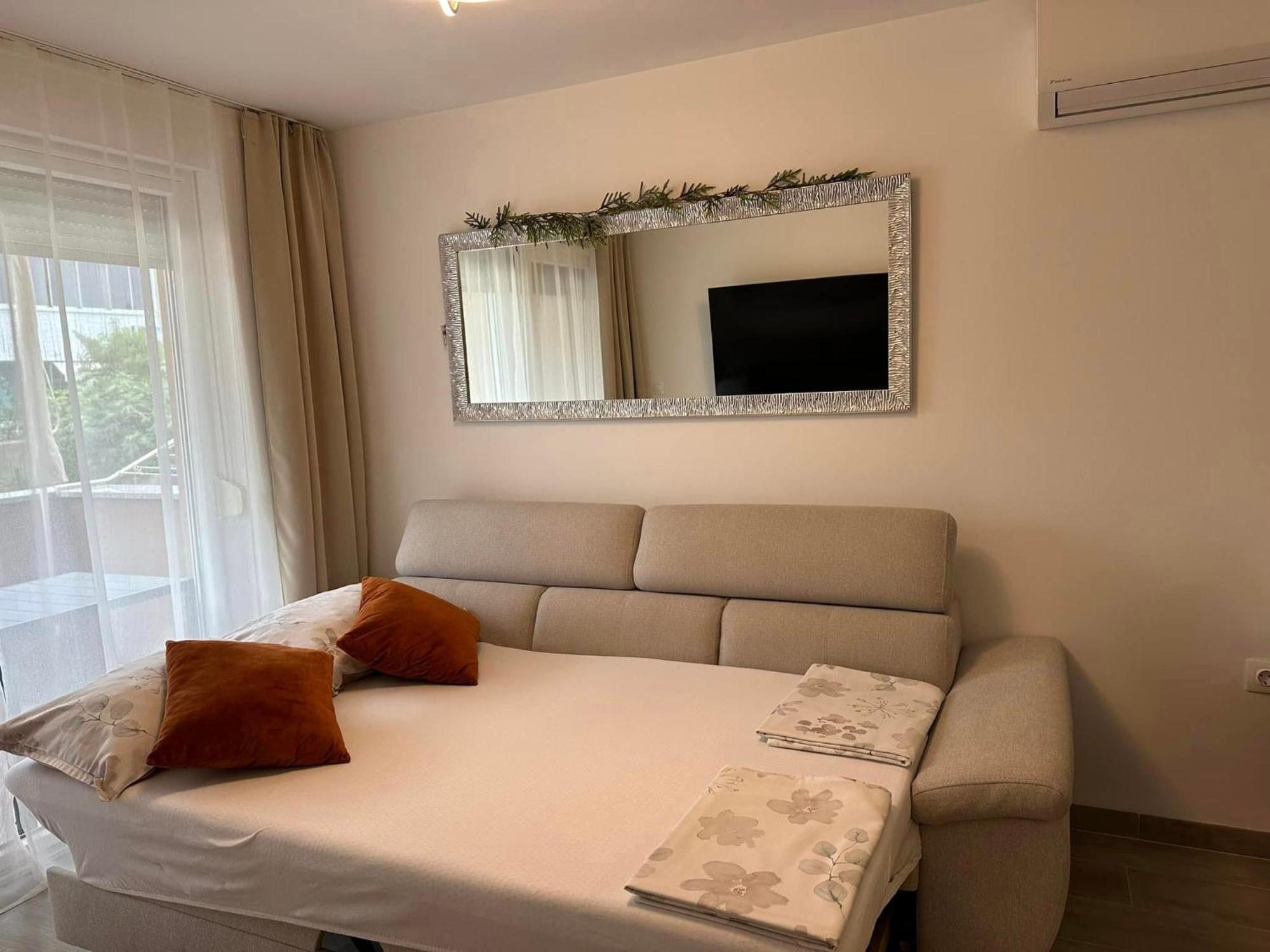 Apartmani Marco,Lukas,Patrick,David,Blizu Centra I Mora Sa Free Privatnim Parkingom Pula Eksteriør billede